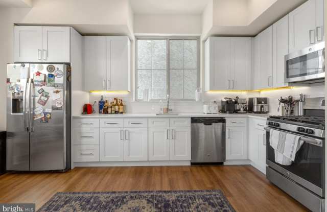 1356 S BOUVIER Street unit: 2 photos photos