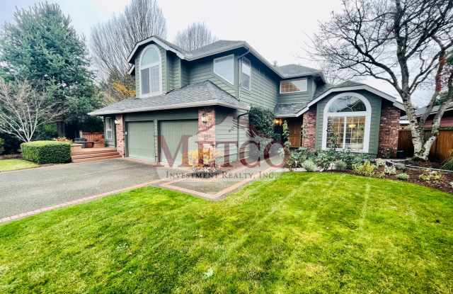 Beautiful 4 bedroom, 3 Bath House in Desirable Gilham Neighborhood! - 2963 Sarah Lane, Eugene, OR 97408