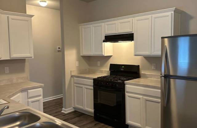 Modern 3-Bedroom Home with Spacious Backyard in Pell City photos photos