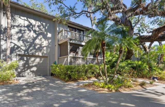1423 LANDINGS PLACE photos photos