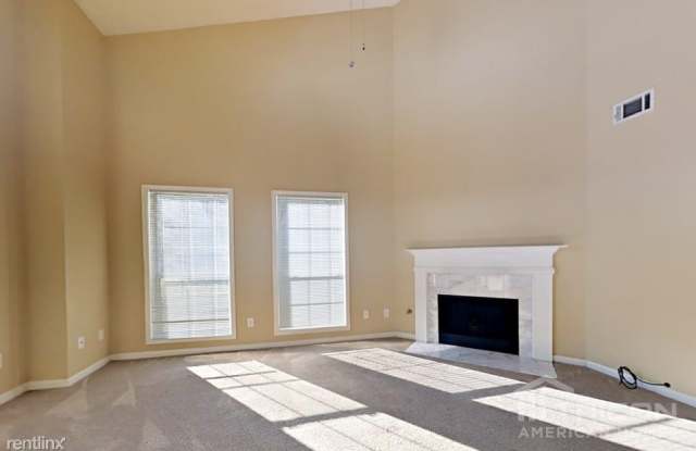 735 Ashford Cove Drive Gallery 2