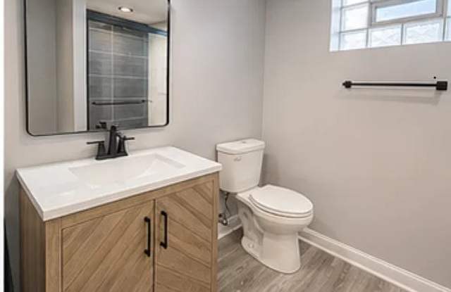 3829 Marine Avenue Gallery 3