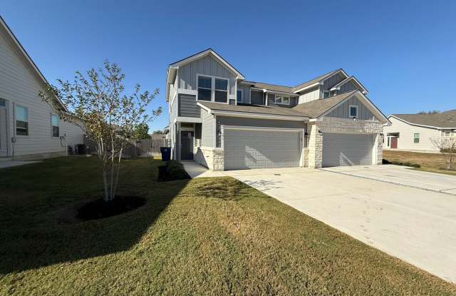 Charming 3-Bedroom Duplex in New Braunfels, TX - 325 Caleb Court, Guadalupe County, TX 78108