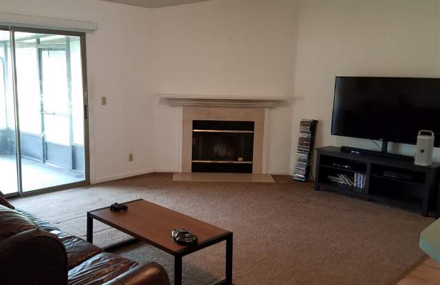 802 Hickory Lakes Drive East Gallery 3