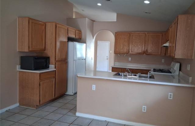 4455 Bertram Lane Gallery 4