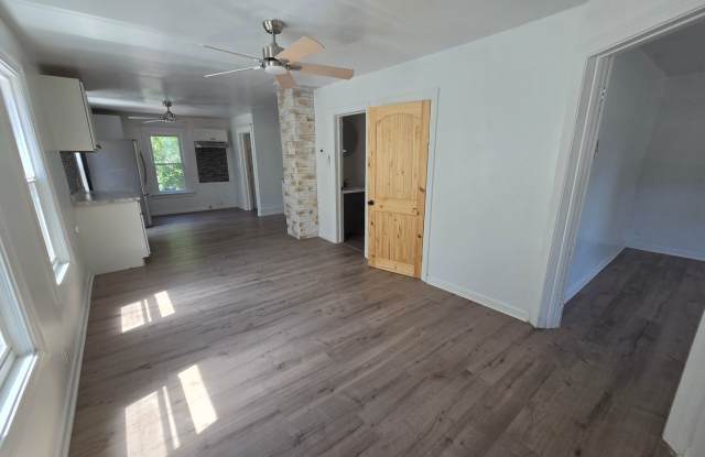 Newly updated three bedroom second floor rental unit Gallery 4