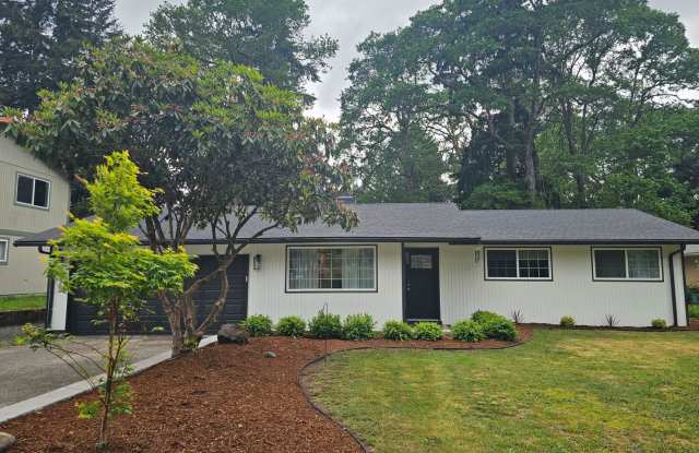 Beautifully Renovated 3 Bed/1 Bath Rambler in Lacey Available 6/01/26! Close to JBLM!!! photos photos
