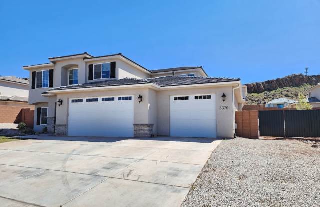 6 Bedroom, 3.5 Bath, 3 Car Garage in the Desired Little Valley Community- Pets Negotiable, Move-in Special! - 3370 East Tanoak Drive, St. George, UT 84790