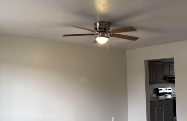 3296 1/2 Lombardy Lane - 2 photos photos