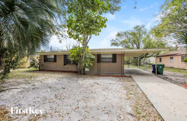 1030 Maxey Drive - 1030 Maxey Drive, Winter Garden, FL 34787