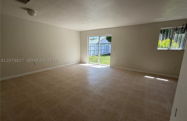 26259 SW 135th Pl Gallery 4