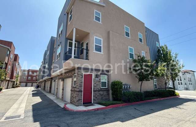 4956 Arrow Hwy photos photos