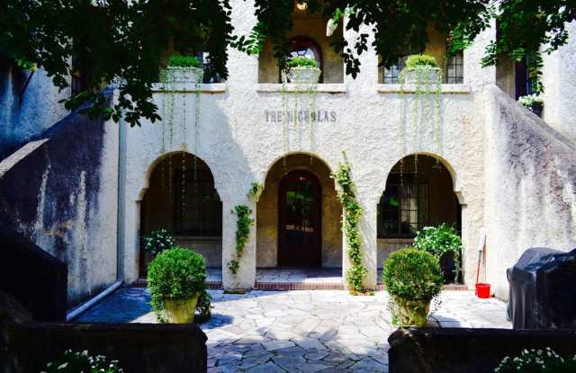 Knoxville 37919 - Rare opportunity to rent a historic European-style Condo with 2 bedrooms and 2 bathrooms - Contact Lisa Vineyard (865) 388-1818 photos photos