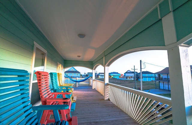986 Bahama Dr. Gallery 2