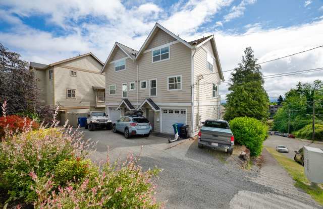 The Perfect Urban Escape: A Quiet, Safe 3-Bedroom Townhouse in North Queen Anne - Tour Now! photos photos