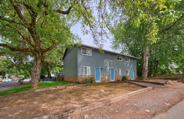 1011 W 21st Street - 1011 W 21st St, Vancouver, WA 98660