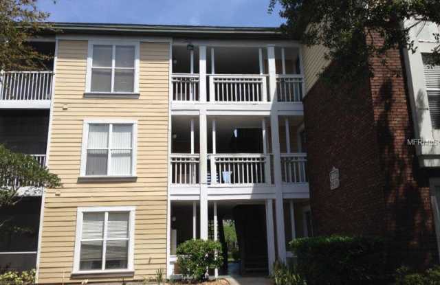 HALF OFF 1ST MONTHS RENT! The Landings 3rd Floor - 1 bed/1 bath condo! $1400mo, Plus $40 for water/$1400 Deposit - 4115 Chatham Oak Court, Carrollwood, FL 33624
