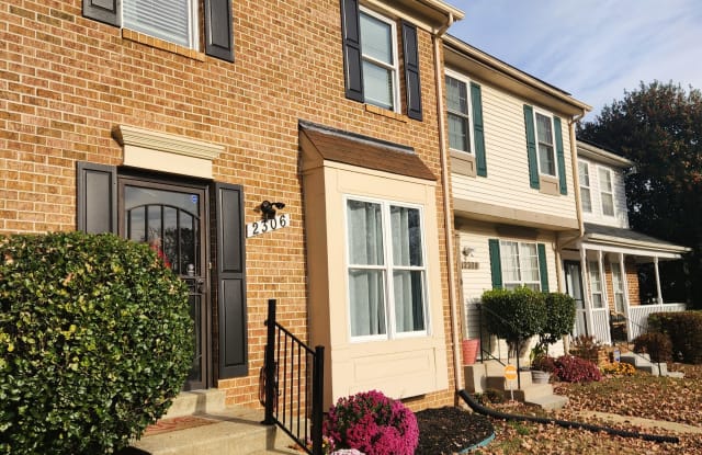 2306 Rosecroft Ct - 2306 Rosecroft Court, Glassmanor, MD 20745