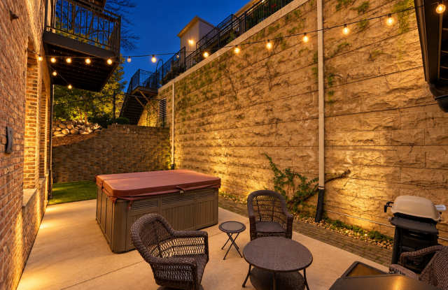 Private Courtyard + Exposed Brick Loft in the Lower East Side Gallery 1