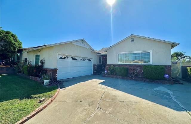 1527 Lancewood Avenue photos photos
