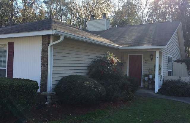 **Available in May** Spacious, 2 bedroom, Georgetown Townhome Gallery 1