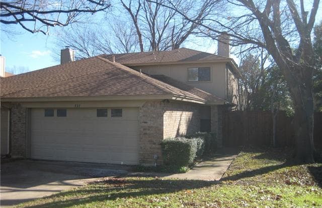 535 Mel Court - 535 Mel Court, Euless, TX 76039