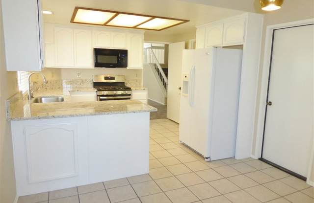 6812 Watercourse Drive Gallery 3