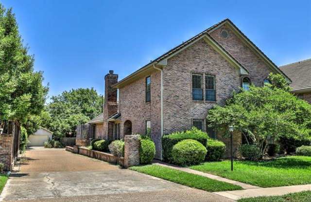 1301 Belle Place Gallery 3