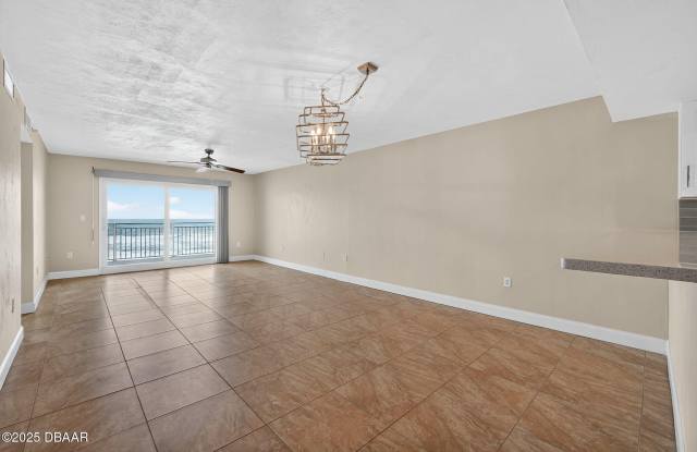 3333 S Atlantic Avenue unit: 505 Gallery 4