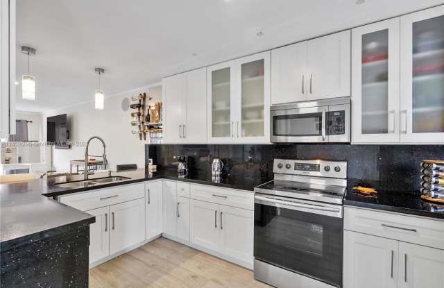 3750 Northwest 115th Avenue photos photos