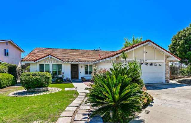 Stunning Diamond Bar 3BR Home with Views, Fire Pit Backyard & EV Charger photos photos