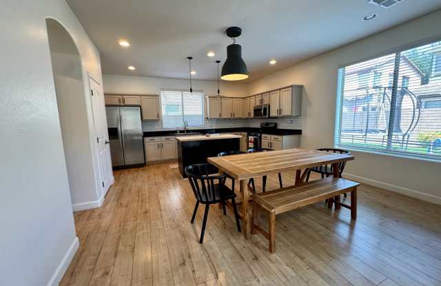 4340 East Page Avenue photos photos