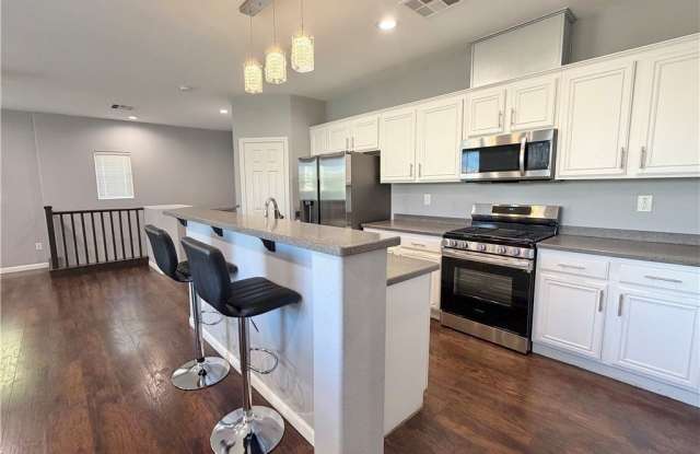 6153 Pine Desert Avenue Gallery 4