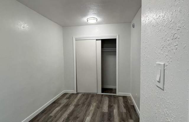 1745 Magnolia Ave. Gallery 3