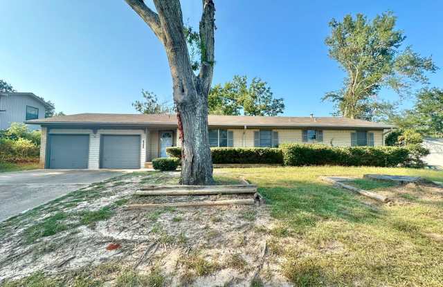 Discover this 3/2 home located in Mid-town Tyler! photos photos Discover this 3/2 home located in Mid-town Tyler! photos photos