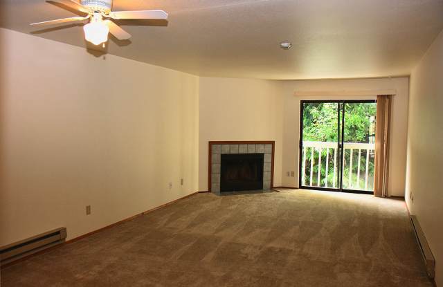 18400 52nd Avenue West Gallery 3