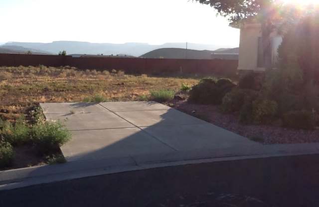 Sky Ridge Town Home Gallery 3