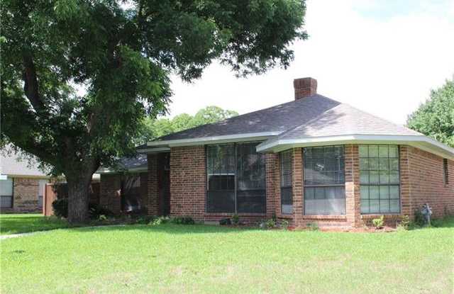 6006 Raleigh Drive - 6006 Raleigh Drive, Garland, TX 75044