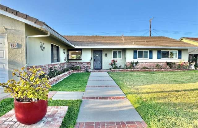 960 Junipero Drive photos photos