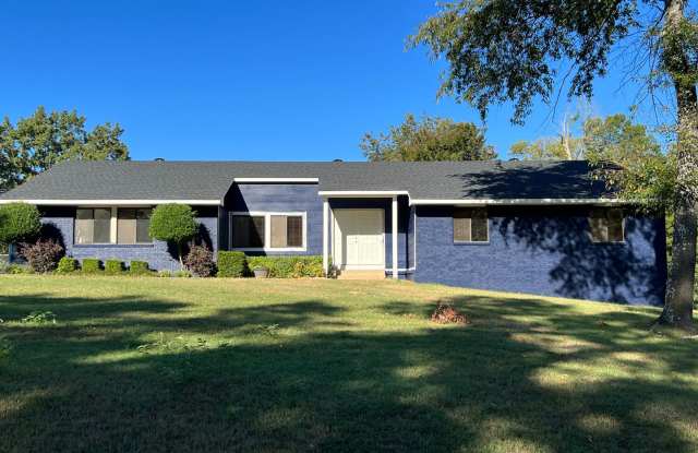 7111 Concord Ln., Benton AR 72019 - Beautiful country living just outside Benton. 3br 2ba w/Large fenced lot & 2 car garage Gallery 3