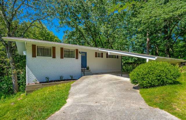 4 Bedroom Red Bank home! - 506 Bitsy Lane, Red Bank, TN 37415