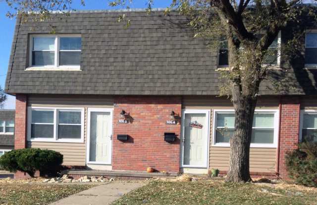 302 Chateau Dr photos photos