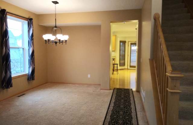 Single Family Home - Great location! Gallery 4