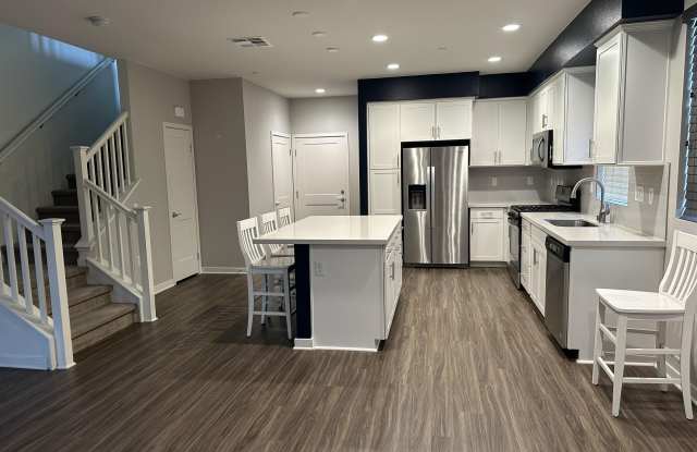 139 Farmhouse Drive Gallery 4