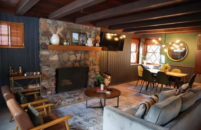 CHARMING AND COZY photos photos