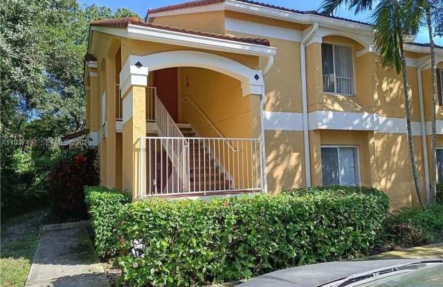 2642 NW 33rd St photos photos