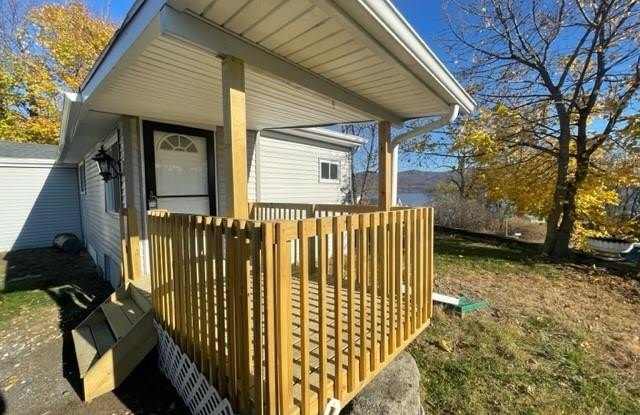 6 Union Avenue - 6 Union Avenue, New Windsor, NY 12553