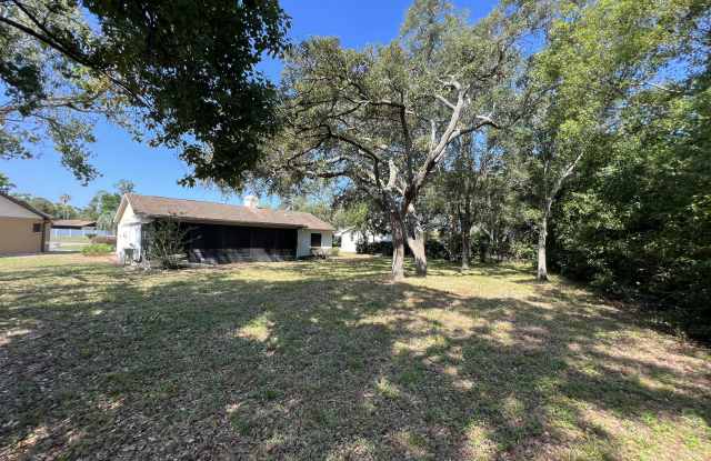 8205 Pagoda Drive Gallery 3