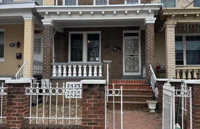 932 QUINCY STREET NW photos photos