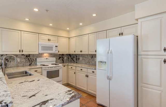 10075 E Friess Drive Gallery 2